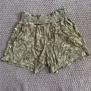 Three Dots High Waist Green and White Shorts